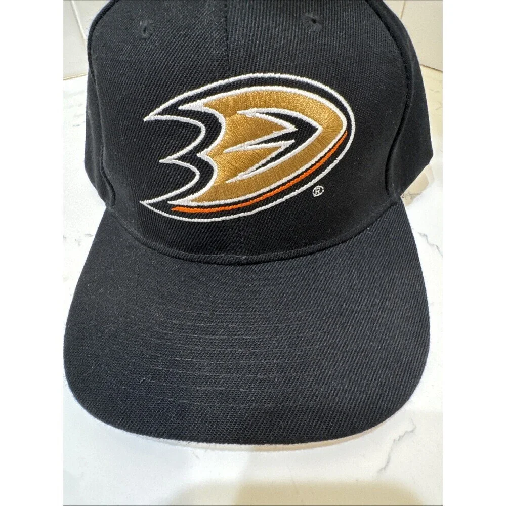 Anaheim Ducks Hat SnapBack Cap Unbranded Men's Black NHL Hockey
